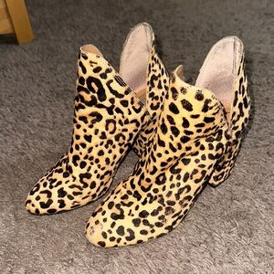 Starve Madden faux cheetah booties